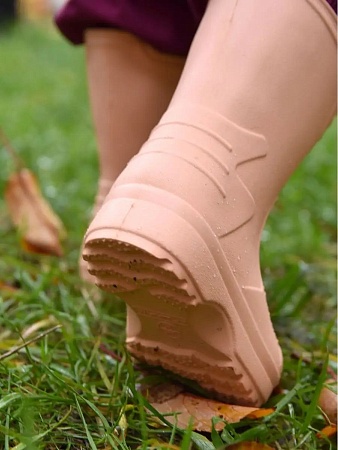 Сапоги подростковые, женские Thunder, цвет пудровый - Обувь ЭВА для мужчин, женщин и детей от производителя Колесник